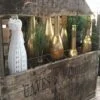 Caisse décoration avec bouteille or copie Caisse à bouteille en bois