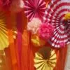 Pompons colorés papier